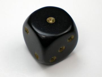 Chessex Opaque Black w/Gold 16mm d6