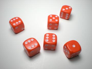 Game Master Opaque Orange w/White 16mm d6