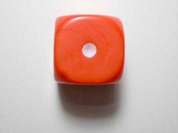 Game Master Opaque Orange w/White 16mm d6