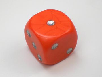 Unknown Opaque Orange w/Silver 16mm d6 Dice