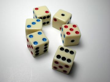 Koplow Games 3 Colors of Pips on Ivory 16mm d6 Dice