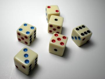 Koplow Games 3 Colors of Pips on Ivory 16mm d6 Dice