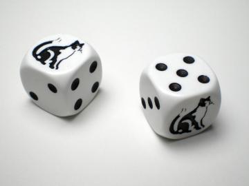 Koplow Games Cat White w/Black 16mm d6 Dice