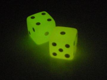 Koplow Games Glow in the Dark Orange w/White 16mm d6 Dice