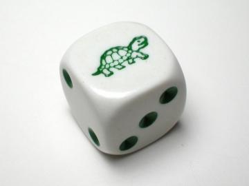 Koplow Games Turtle White w/Green 16mm d6 Dice