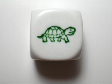 Koplow Games Turtle White w/Green 16mm d6 Dice